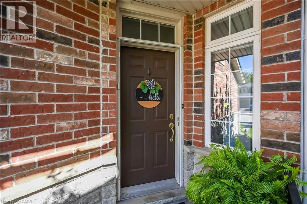 53 SUNNYCROFT Court