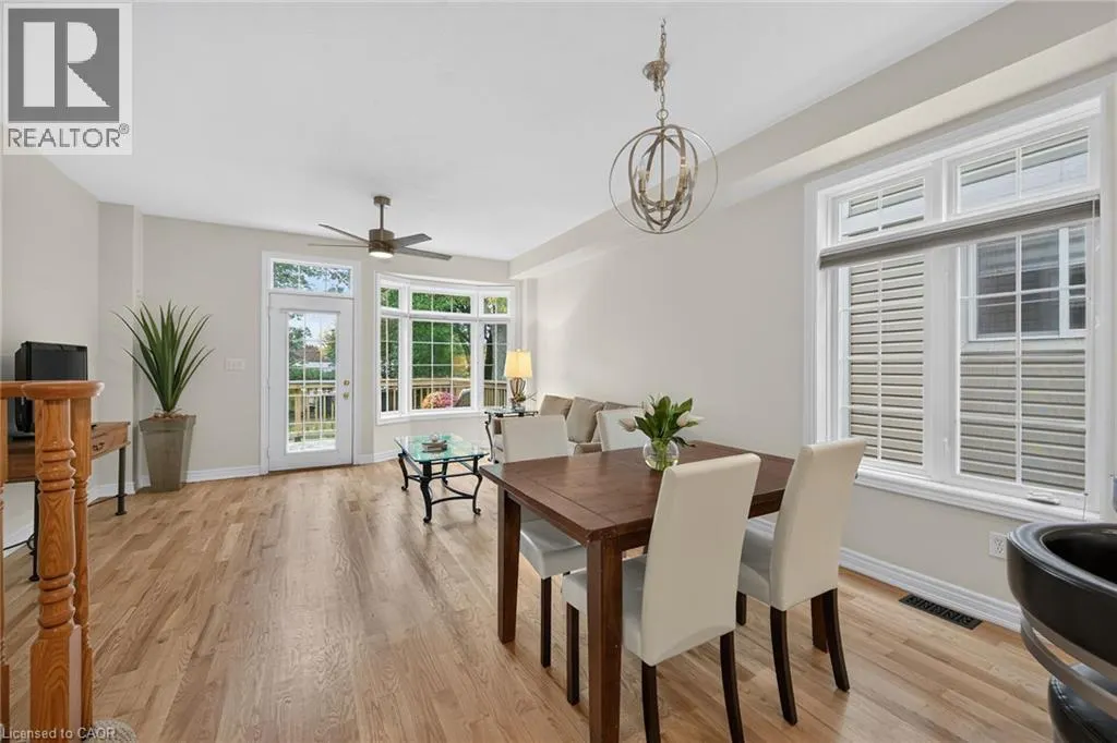 53 SUNNYCROFT Court