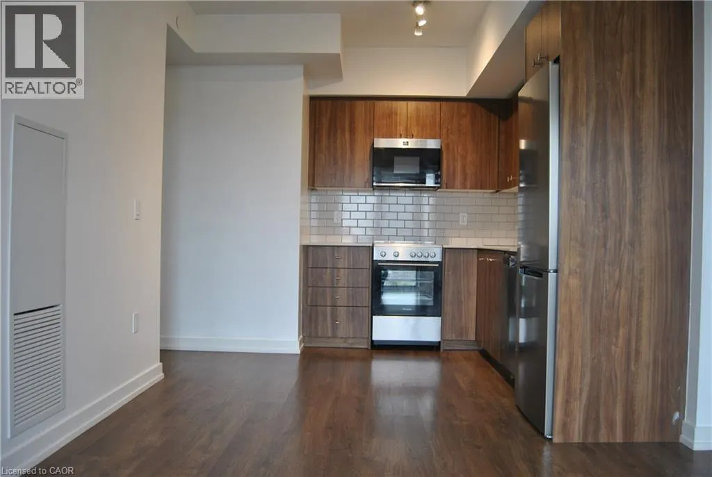 15 WELLINGTON Street S Unit# 2110 #2110
