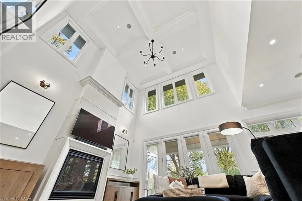 471 WILLIS Drive