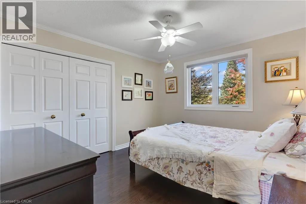 548 SANDBROOKE Court