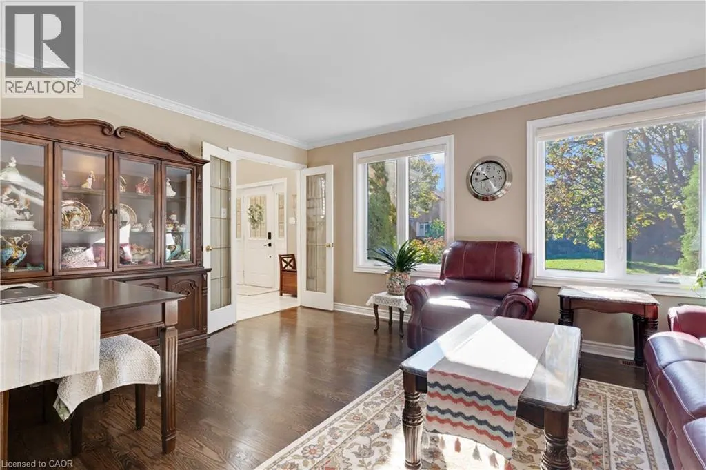 548 SANDBROOKE Court