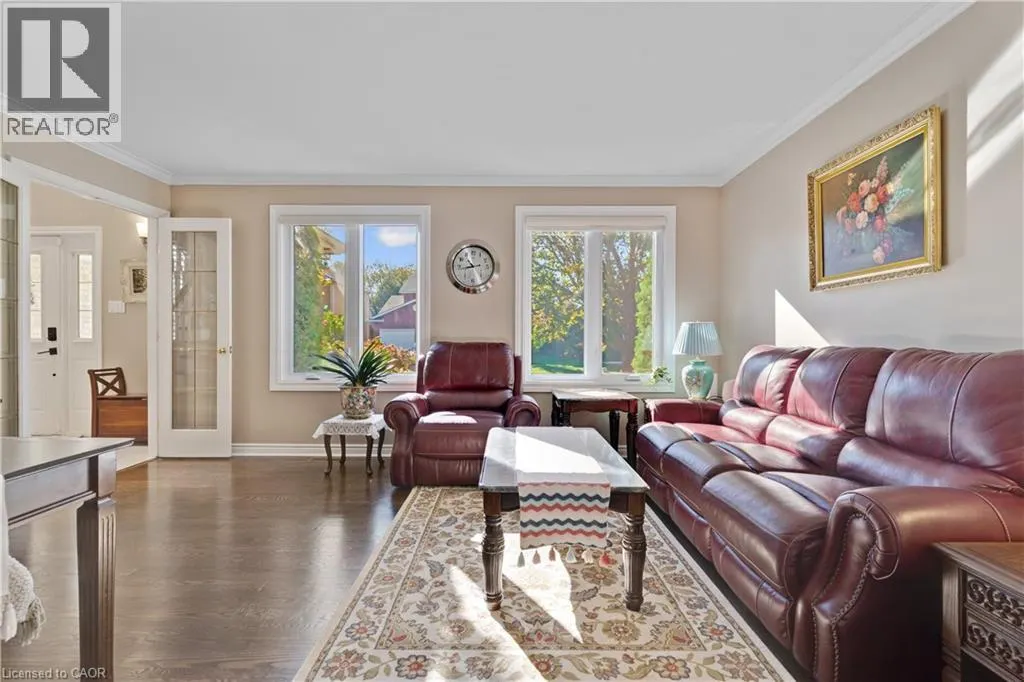 548 SANDBROOKE Court