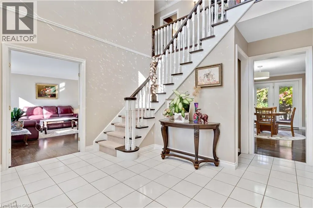 548 SANDBROOKE Court