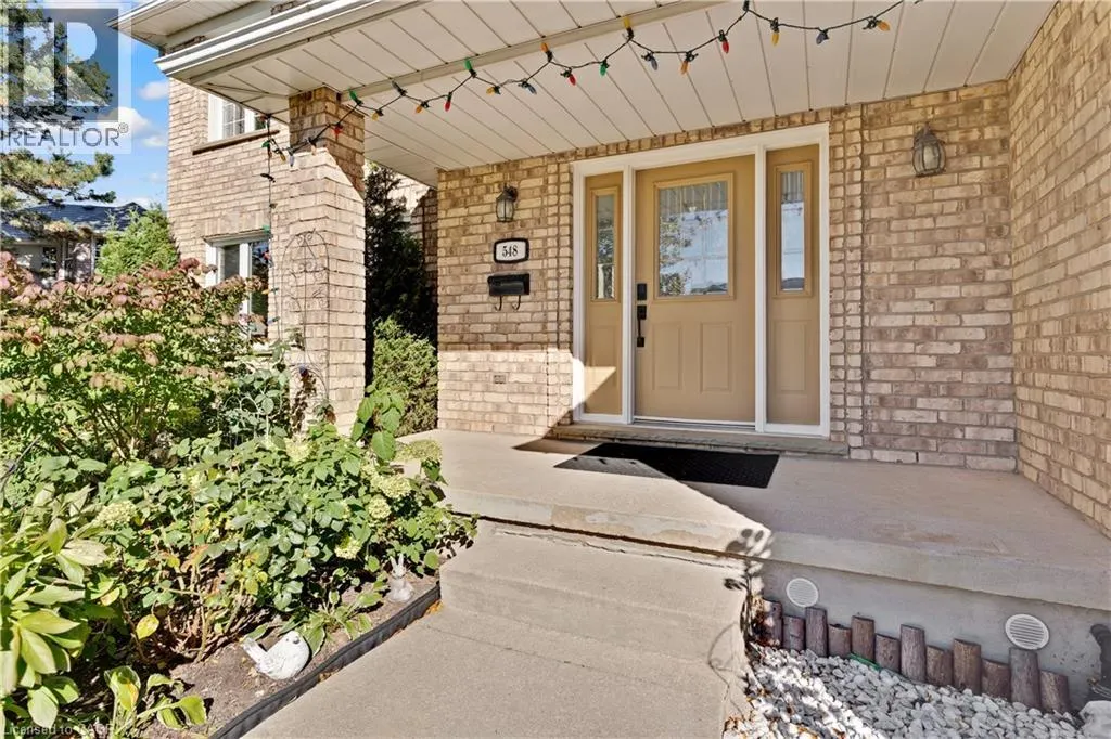 548 SANDBROOKE Court