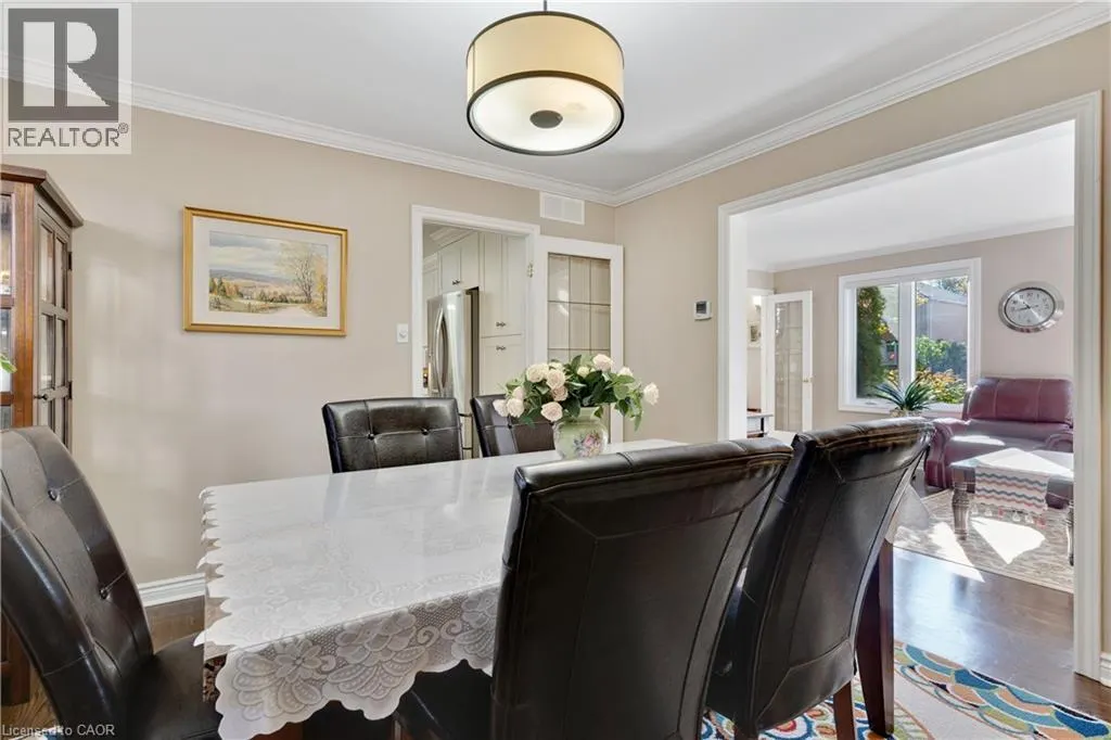 548 SANDBROOKE Court