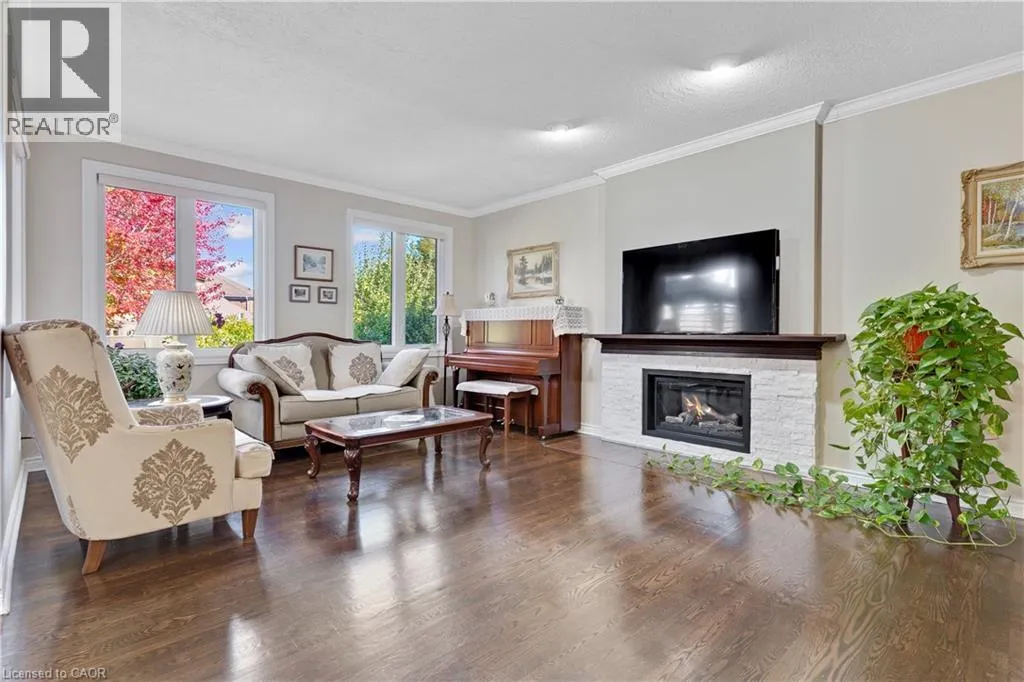 548 SANDBROOKE Court
