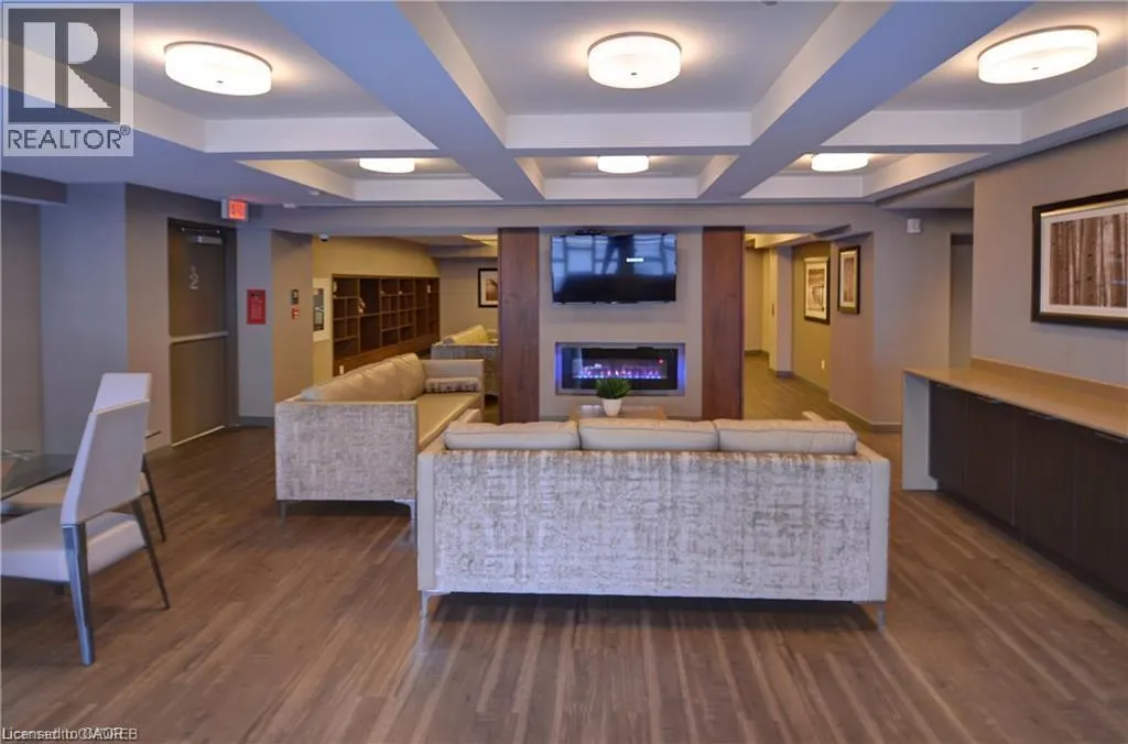 150 MAIN Street W Unit# 411 #411