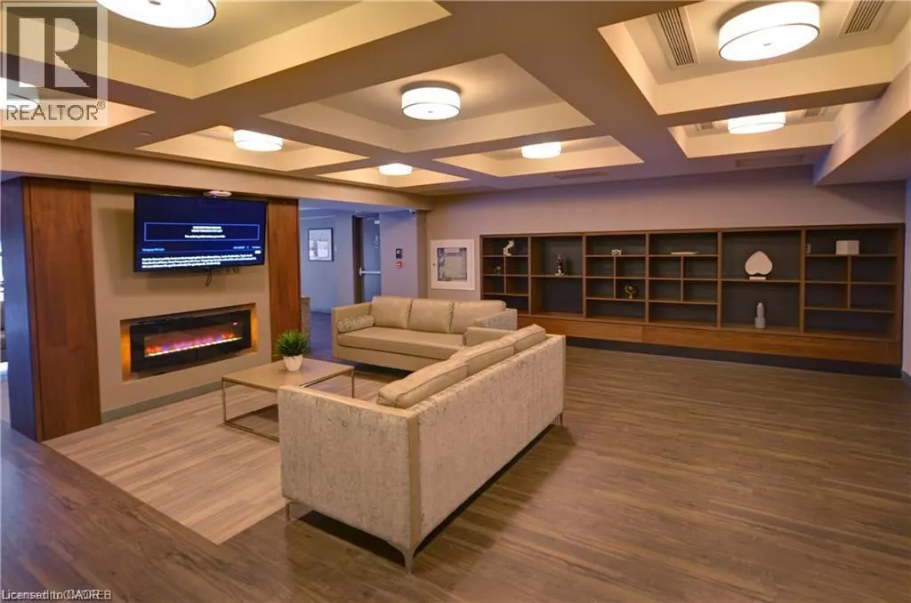 150 MAIN Street W Unit# 411 #411