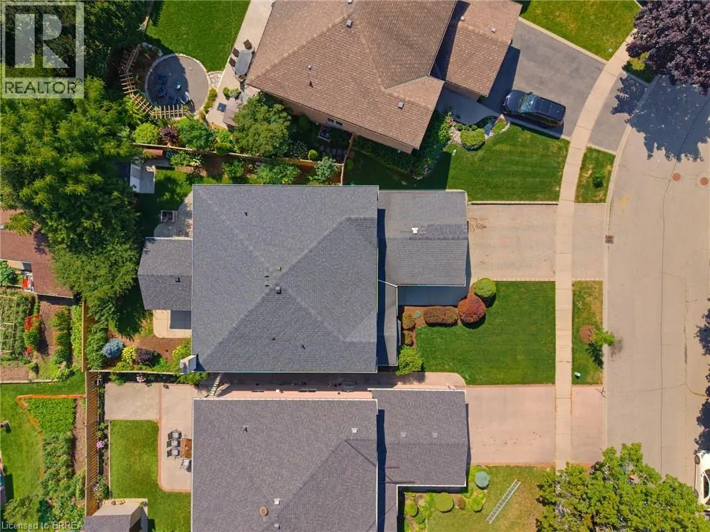 21 CAMERON Lane