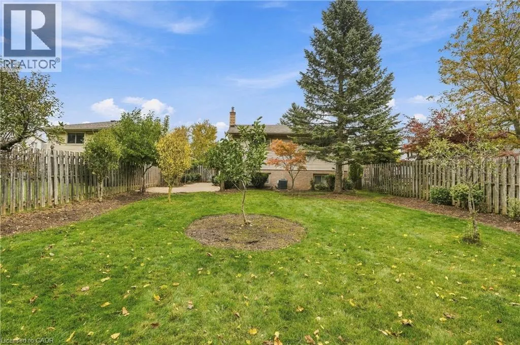 84 LARCHWOOD Circle