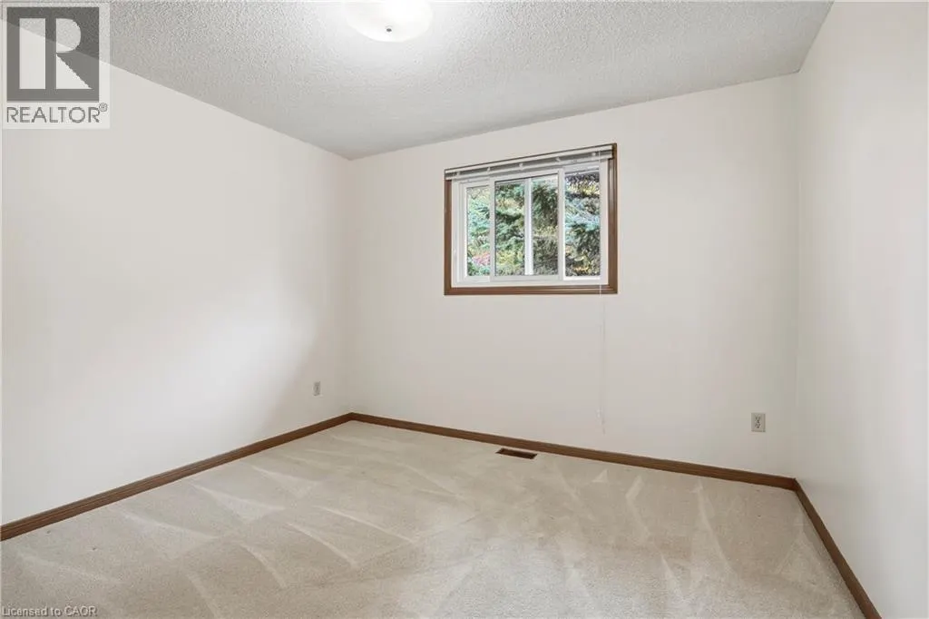84 LARCHWOOD Circle