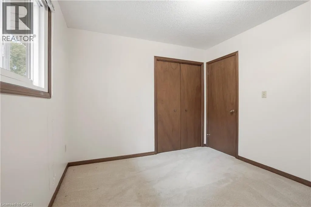 84 LARCHWOOD Circle