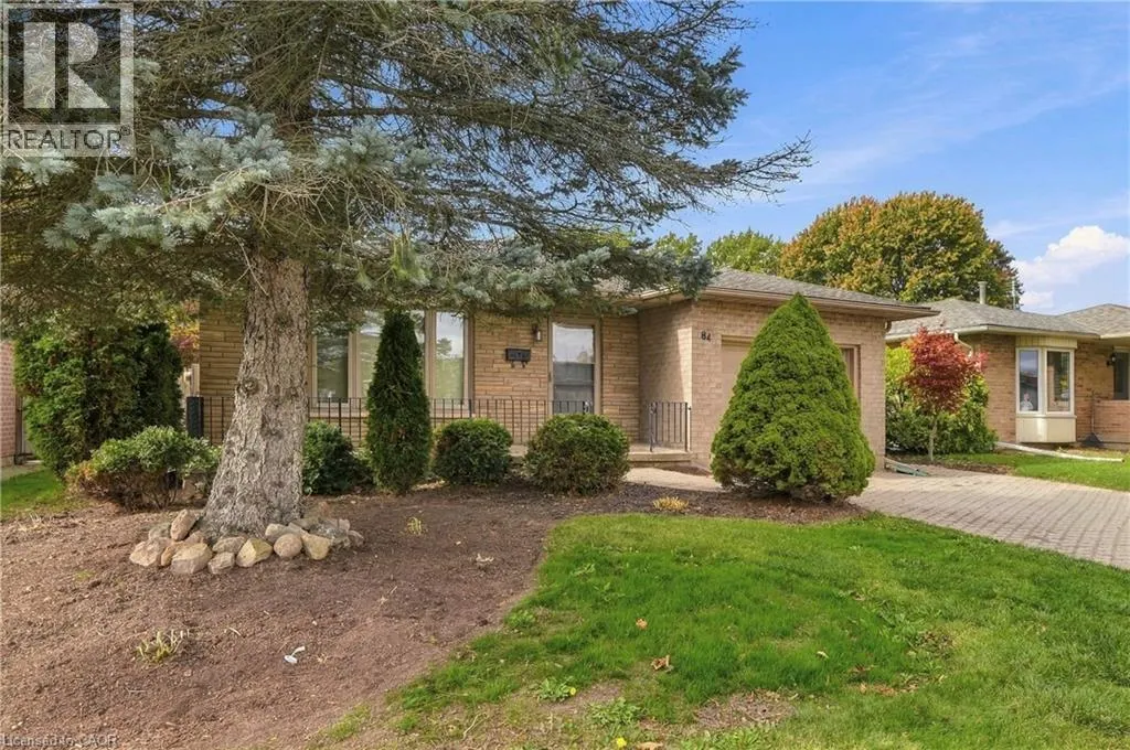 84 LARCHWOOD Circle