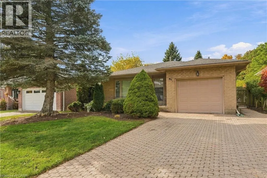84 LARCHWOOD Circle