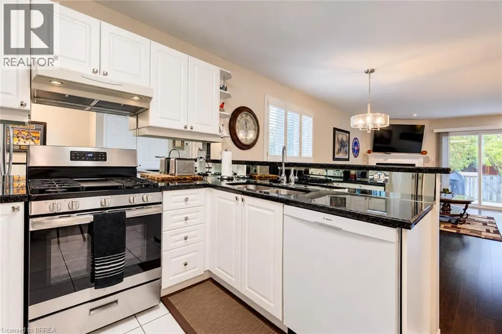 10 COURTLAND Drive Unit# 1 #1