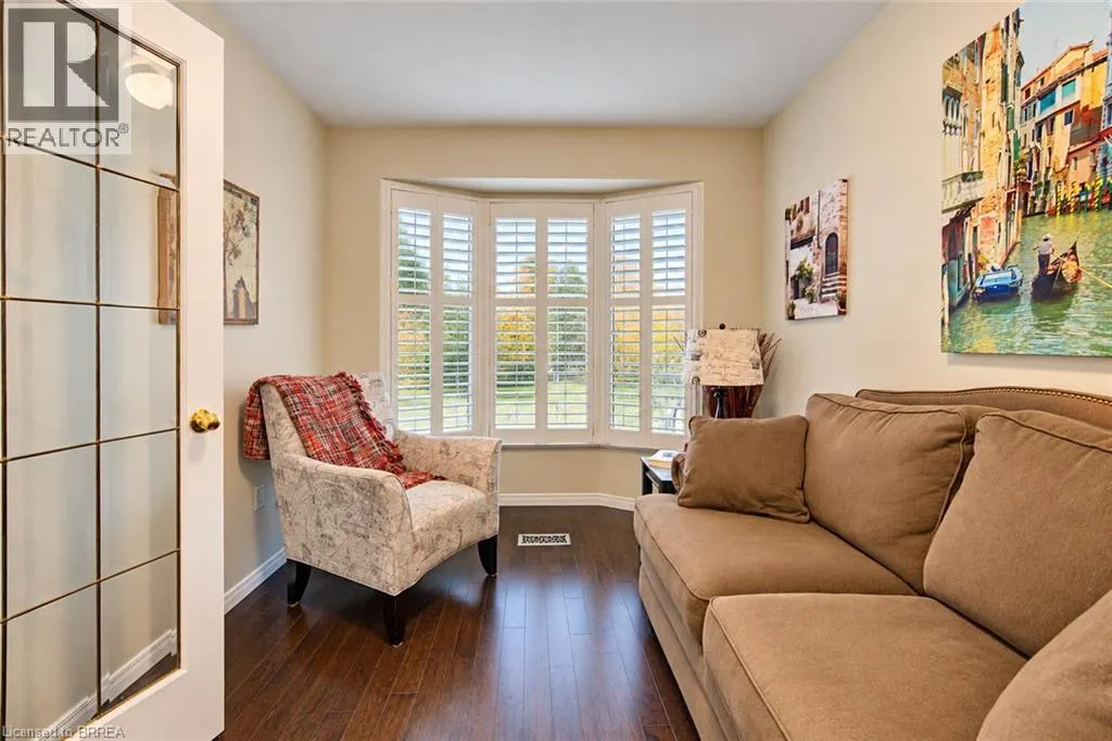 10 COURTLAND Drive Unit# 1 #1