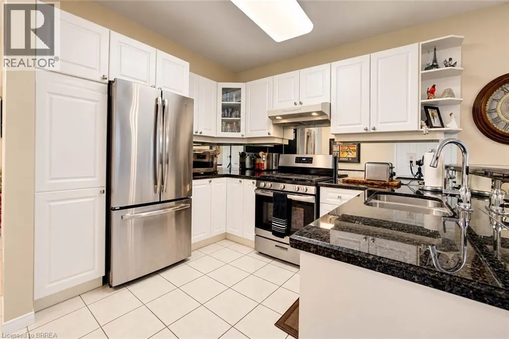 10 COURTLAND Drive Unit# 1 #1