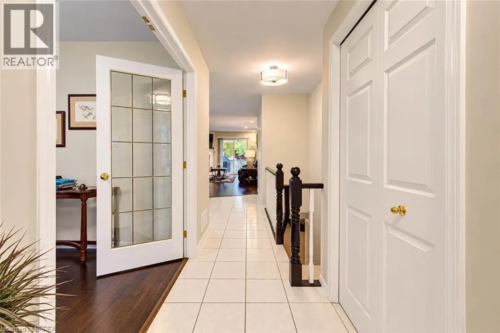 10 COURTLAND Drive Unit# 1 #1