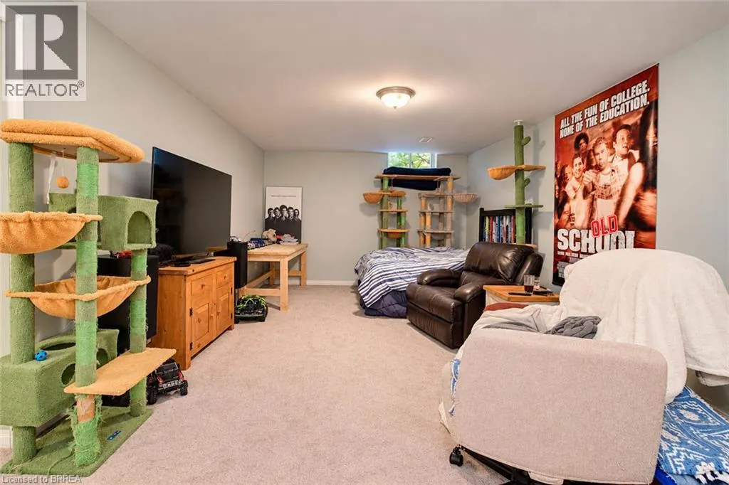 10 COURTLAND Drive Unit# 1 #1