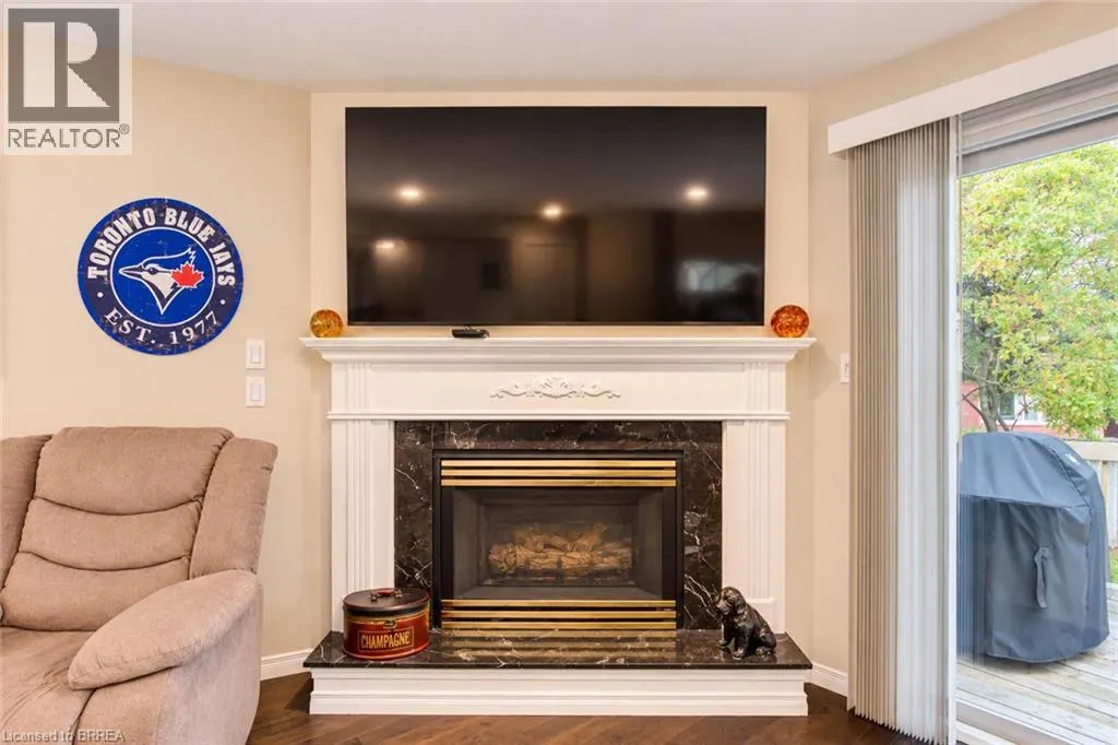 10 COURTLAND Drive Unit# 1 #1
