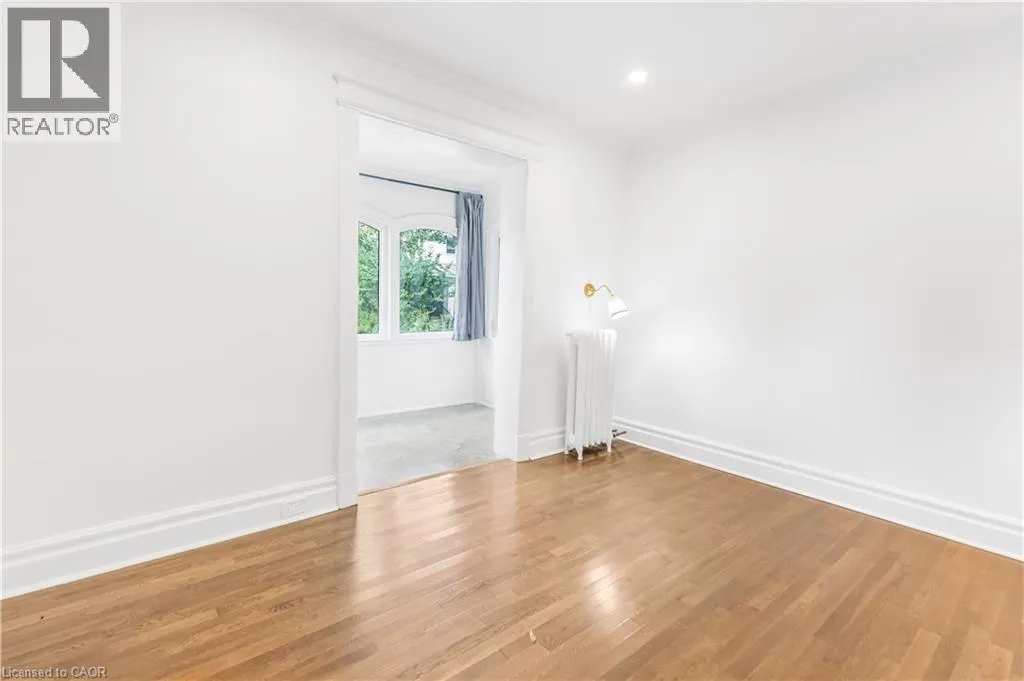 17 GERRARD Street