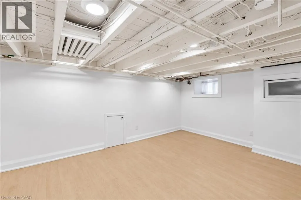 17 GERRARD Street