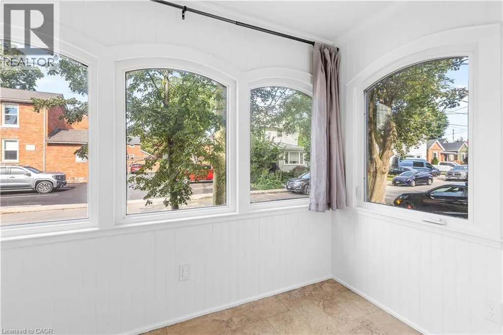17 GERRARD Street