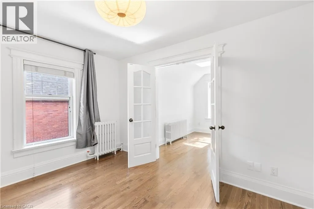 17 GERRARD Street