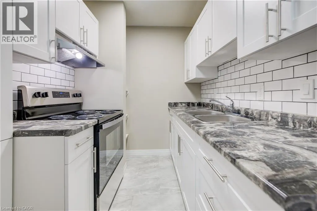82 ELGIN Street S Unit# 21 #21