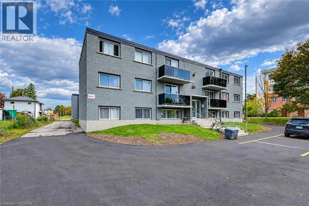 82 ELGIN Street S Unit# 21 #21