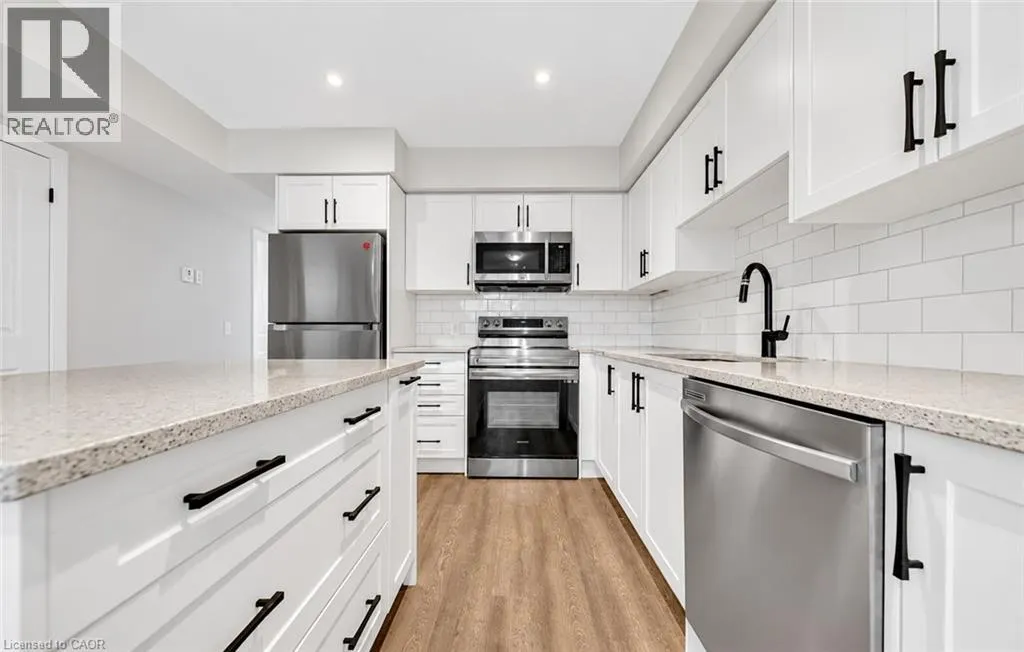 235 CHAPEL HILL Drive Unit# 11 #11