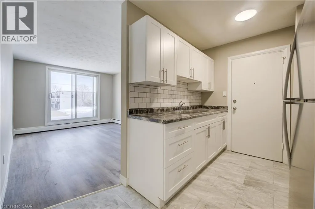 82 ELGIN Street S Unit# 24 #24
