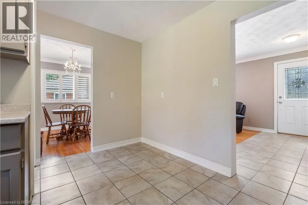 25 WAYNE Drive