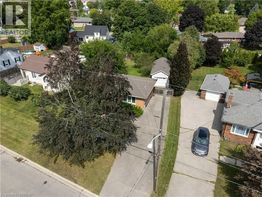 25 WAYNE Drive
