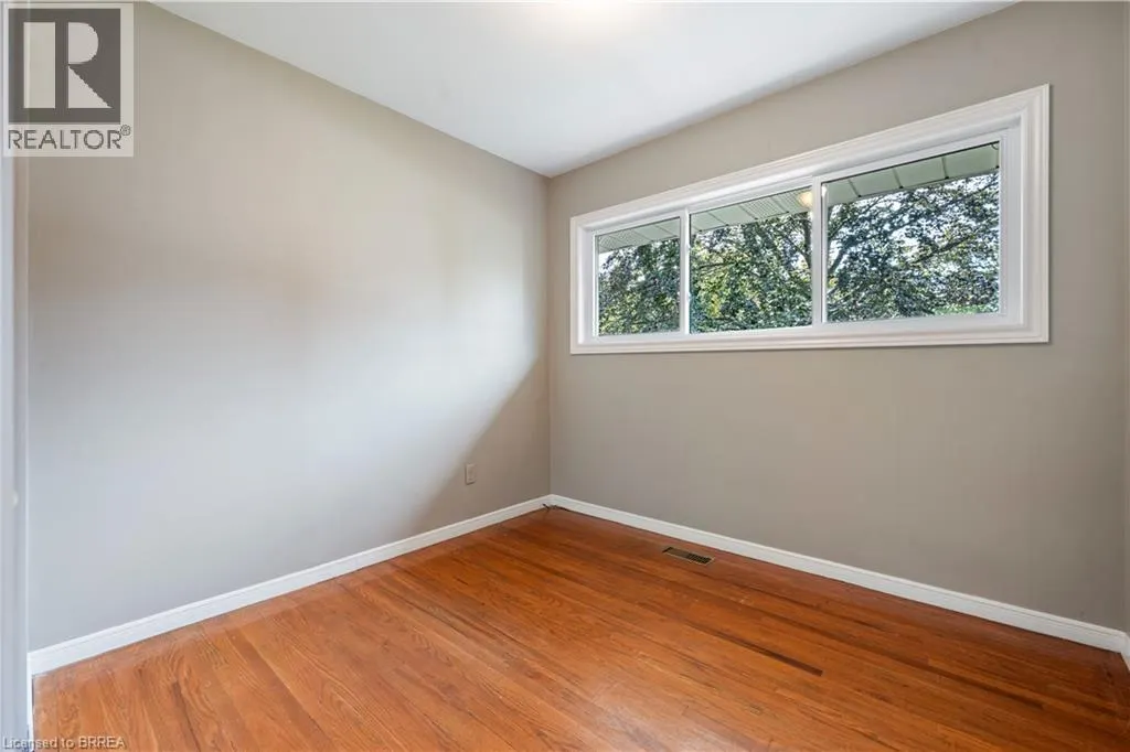 25 WAYNE Drive