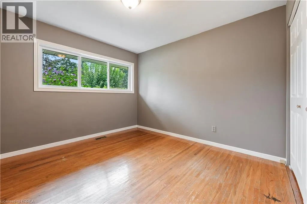 25 WAYNE Drive