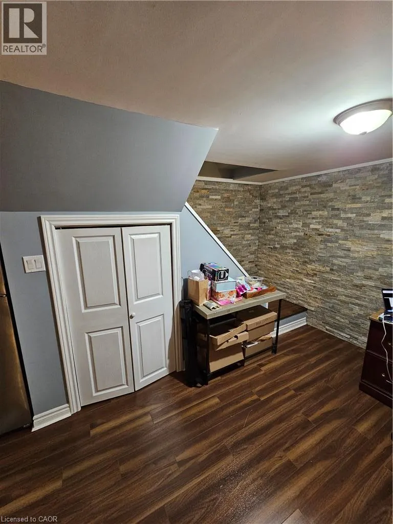1326 ROSEMARY Crescent Unit# Lower #Lower