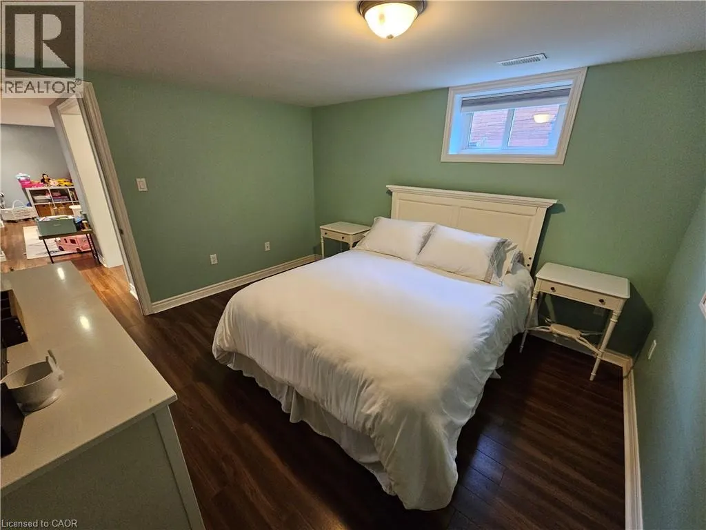 1326 ROSEMARY Crescent Unit# Lower #Lower