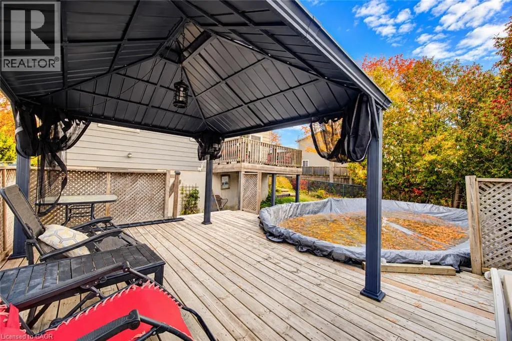 63 WINDING Way