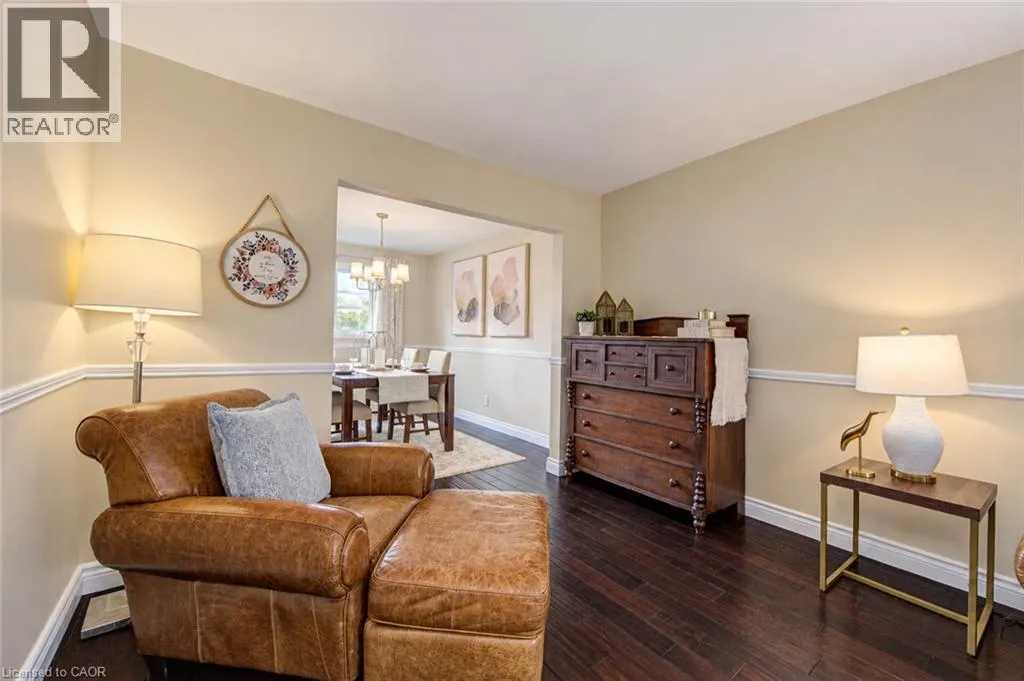 63 WINDING Way