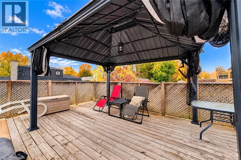 63 WINDING Way
