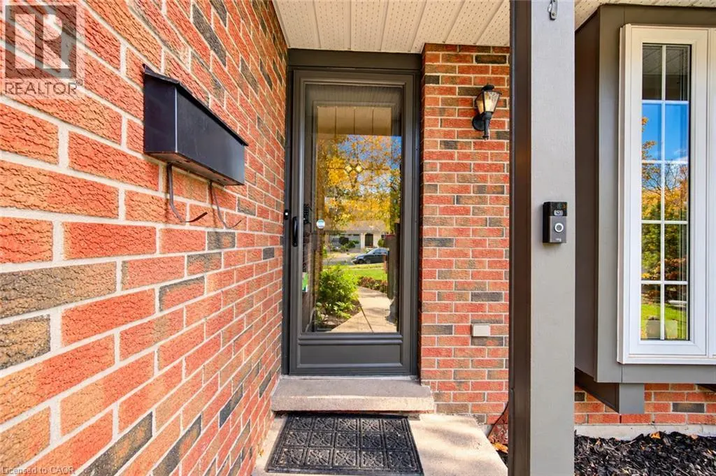 63 WINDING Way