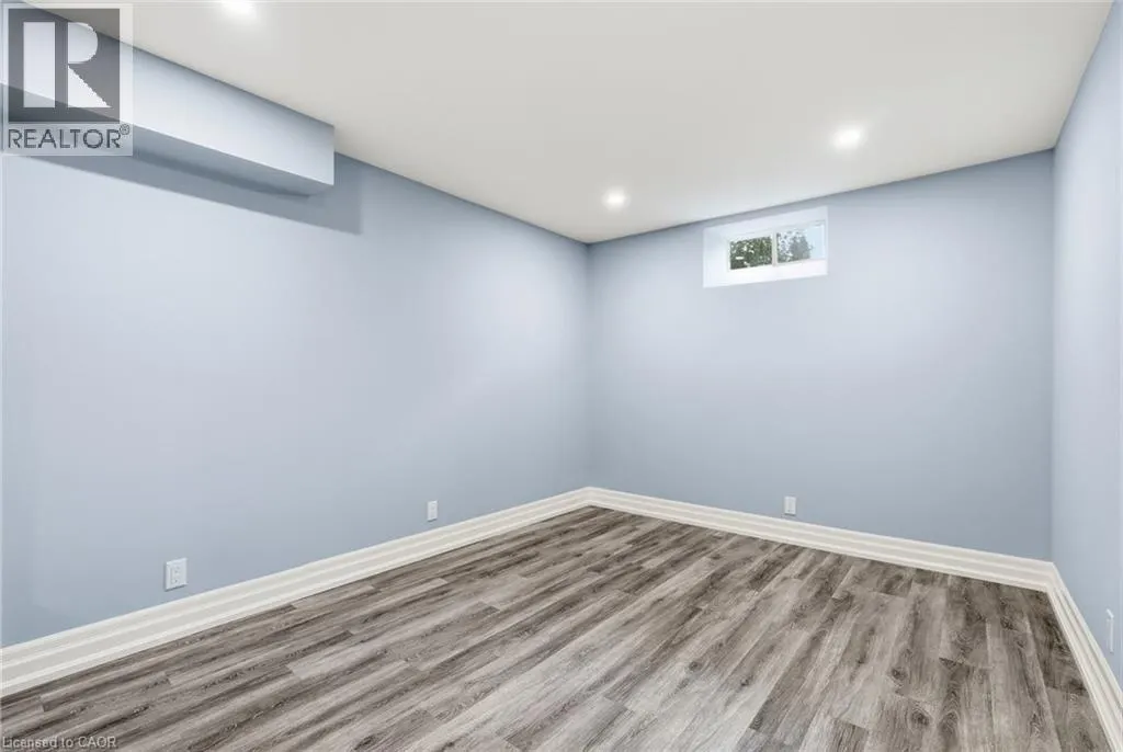 231 PARKSIDE Drive