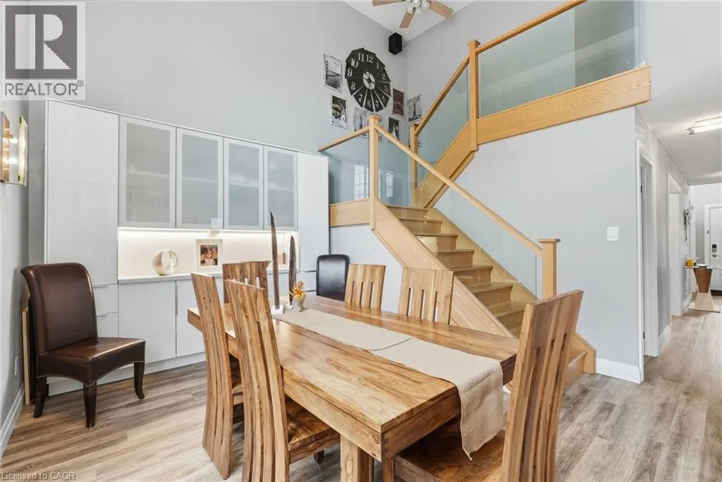 231 PARKSIDE Drive
