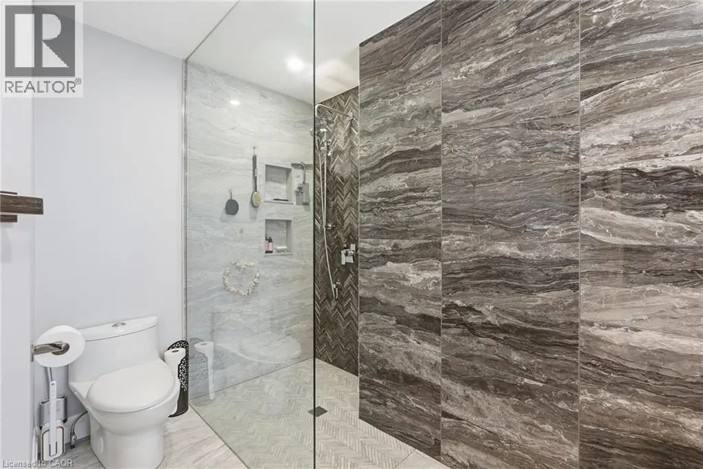 231 PARKSIDE Drive