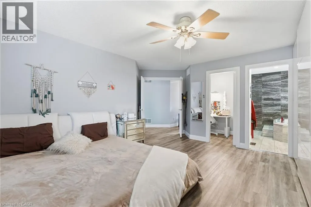 231 PARKSIDE Drive