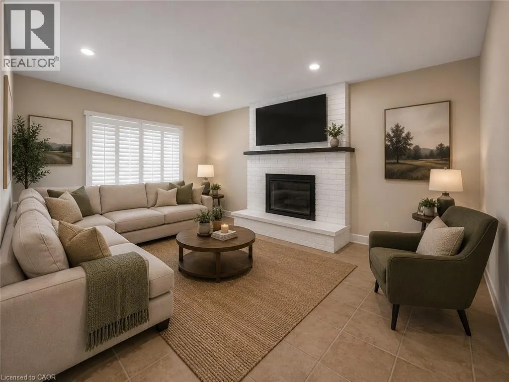16 GLENNIE Court