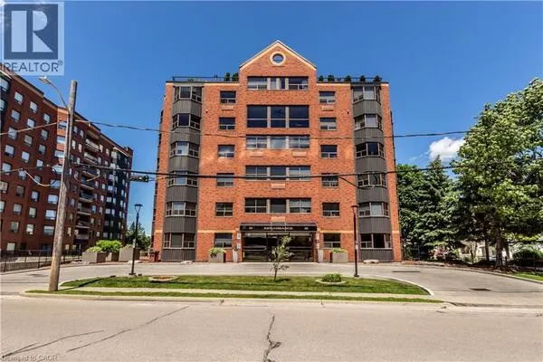 20 ELLEN Street E Unit# 207