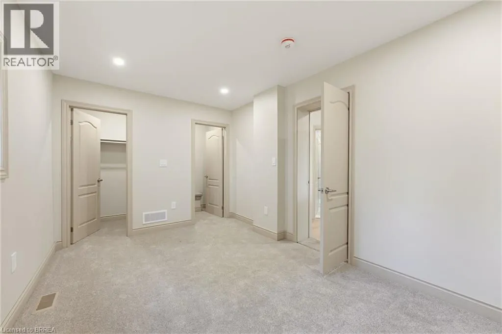 14 BOND Street